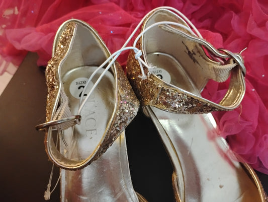 Pretty Child's Pink Sparkle Glitter Tu Tu Skirt & Golden Dress Heels. Sz. 2