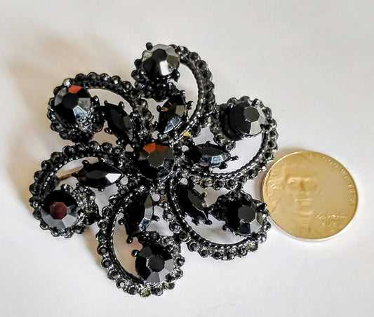 Very Nice Black Crystal Ladies Brooch
